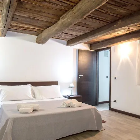 With One Bedroom In With Wifi Apartman *