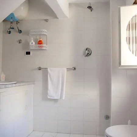 With One Bedroom In With Wifi Lamezia Terme
